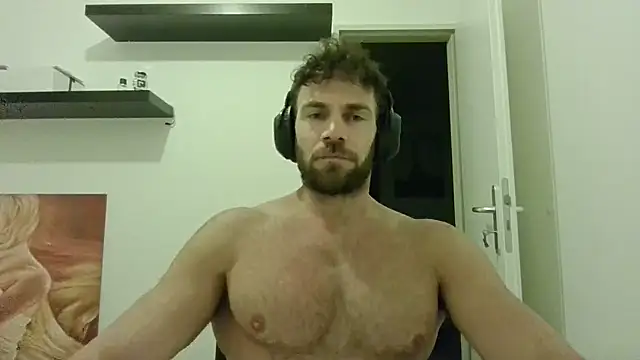 Snapshot of alpha-hunk chatting on September 2025 08:47:02 PM alpha-hunk online show from September 2025 08:47:02 PM