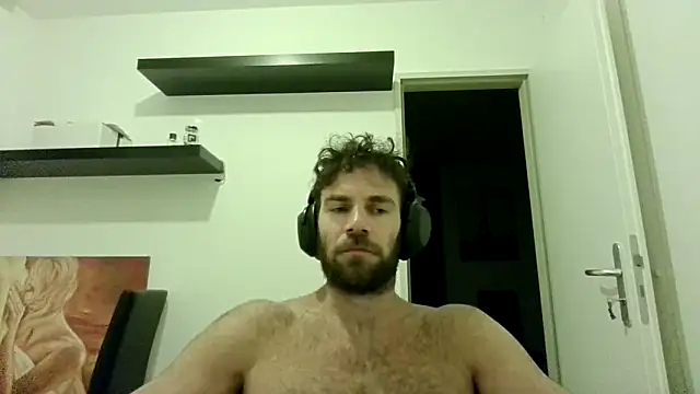 Snapshot of alpha-hunk chatting on October 2025 06:29:01 PM alpha-hunk online show from October 2025 06:29:01 PM