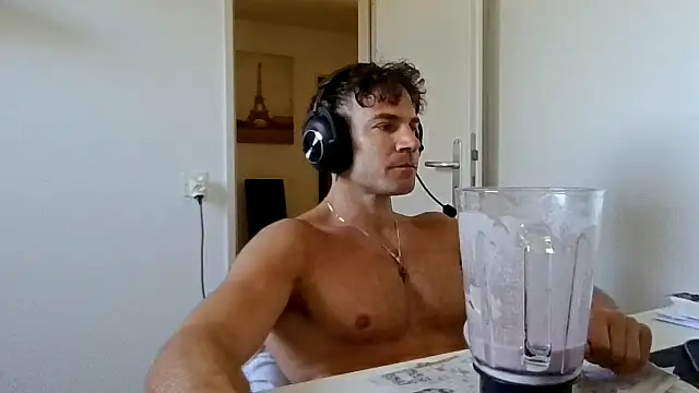 Snapshot of alpha-hunk chatting on April 2026 10:25:01 AM alpha-hunk online show from April 2026 10:25:01 AM