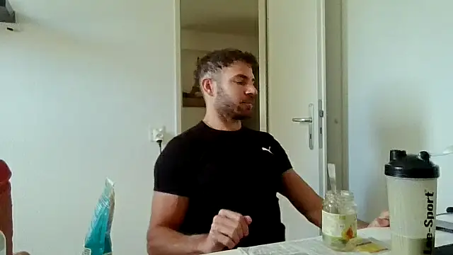 Snapshot of alpha-hunk chatting on June 2026 09:22:01 AM alpha-hunk online show from June 2026 09:22:01 AM