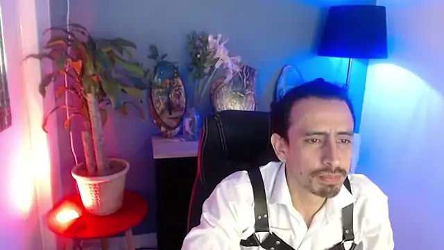 Sr Magnus  online show from March 2025 04:06:02 AM