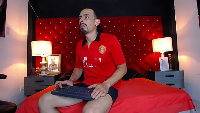 Sr Magnus  online show from January 2026 08:51:02 AM