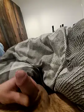 Snapshot of NiceBone000 chatting on January 2025 05:15:01 PM NiceBone000 online show from January 2025 05:15:01 PM