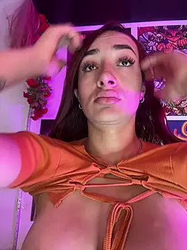 ariiel  online show from November 2025 02:39:02 PM