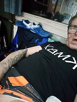 Snapshot of kristof_keyser chatting on February 2026 09:59:02 PM kristof keyser online show from February 2026 09:59:02 PM