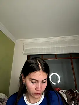 Snapshot of aurora_divine chatting on September 2025 01:06:02 AM aurora divine online show from September 2025 01:06:02 AM