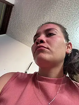 aurora divine online show from March 2026 06:58:01 PM