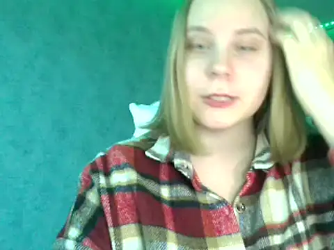 Thalia  Star online show from March 2025 08:57:01 AM