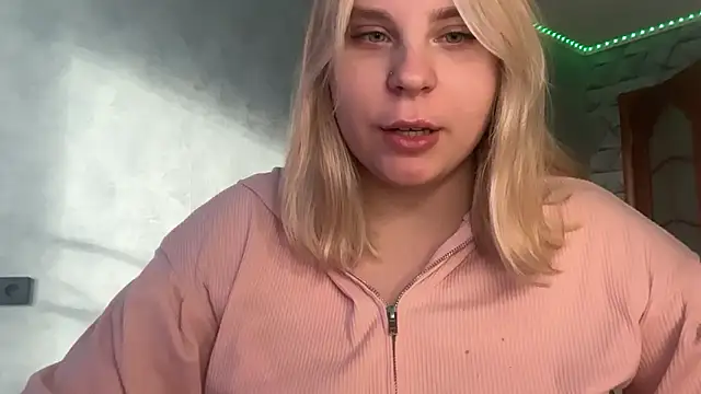 Thalia  Star online show from November 2025 11:10:01 AM