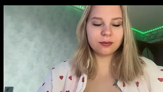 Thalia  Star online show from April 2026 08:19:02 AM