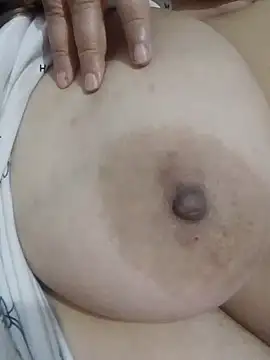 Snapshot of houda_sex_hot chatting on November 2025 04:29:02 PM houda sex hot online show from November 2025 04:29:02 PM