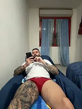 Gioeltoro89 online show from November 2025 04:40:01 PM