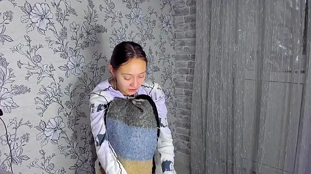 EllaSky xoxo online show from November 2025 08:36:02 PM