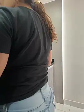 AntonellaAlondra4 online show from November 2025 02:28:02 PM