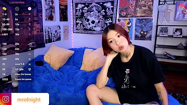 Snapshot of kitty_of_nighttt chatting on February 2025 04:22:01 AM kitty of nighttt online show from February 2025 04:22:01 AM