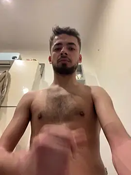 Snapshot of romain698 chatting on February 2026 07:59:02 AM romain698 online show from February 2026 07:59:02 AM