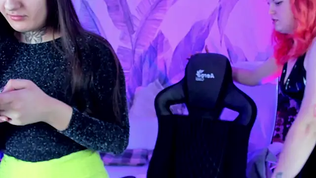 NielletaBlossom online show from February 2025 05:45:02 AM