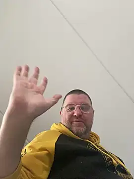 thetobmaster200 online show from December 2024 12:29:02 PM