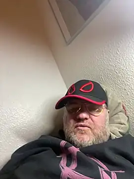 thetobmaster200 online show from December 2024 03:44:01 PM