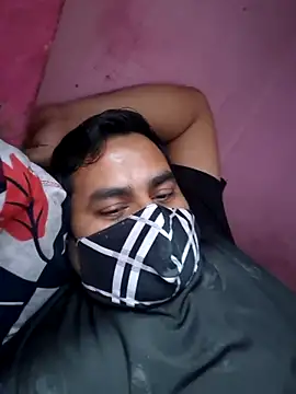 Snapshot of bobbyronak chatting on February 2026 12:05:02 PM bobbyronak online show from February 2026 12:05:02 PM