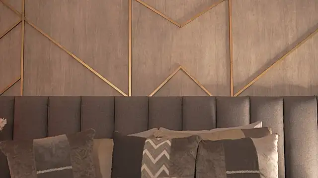 miia blake online show from November 2025 09:36:02 PM