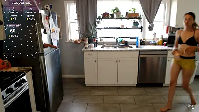 KSwonderland6 online show from October 2025 05:10:02 PM