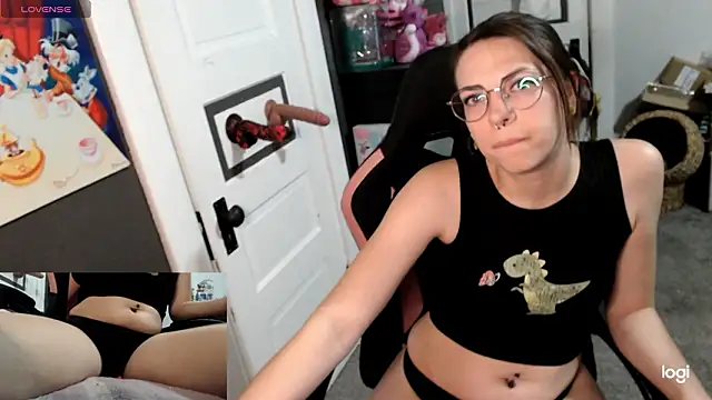 KSwonderland6 online show from March 2026 04:06:01 AM