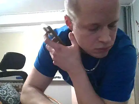 Snapshot of seniorVargas chatting on November 2025 06:41:04 PM seniorVargas online show from November 2025 06:41:04 PM