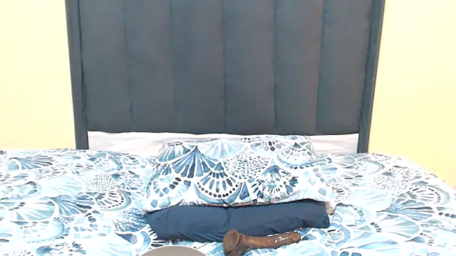 kittykhloe22 online show from November 2025 07:07:01 AM