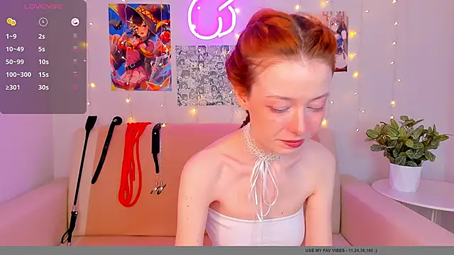 Snapshot of Ari_lavellan chatting on December 2024 01:24:02 AM Ari lavellan online show from December 2024 01:24:02 AM