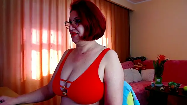 EdithCharm online show from April 2026 01:34:01 PM