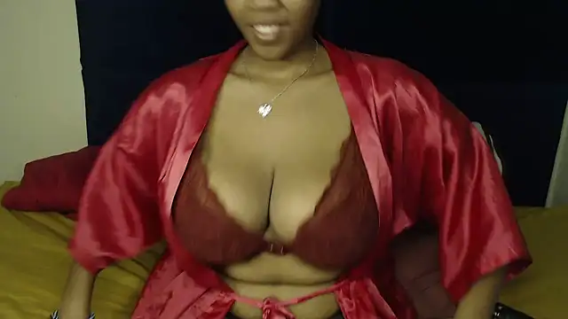 Snapshot of Busty-Londie chatting on March 2025 04:56:02 PM Busty-Londie online show from March 2025 04:56:02 PM