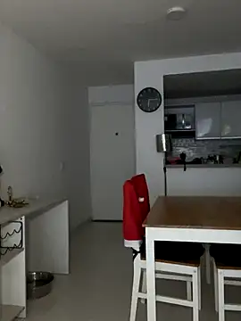 Snapshot of MireyaTorresGu chatting on November 2025 11:14:01 AM MireyaTorresGu online show from November 2025 11:14:01 AM