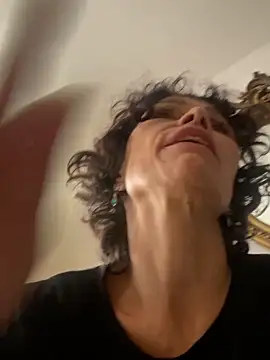 Snapshot of MireyaTorresGu chatting on November 2025 12:38:02 PM MireyaTorresGu online show from November 2025 12:38:02 PM