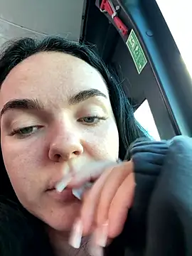 yorkshiregal online show from November 2025 08:26:02 AM