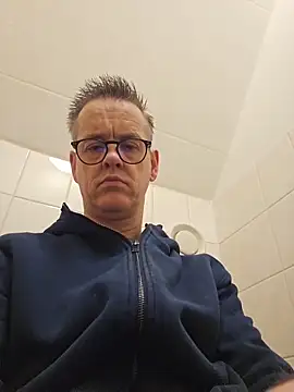 Hectorthyssen1 online show from March 2026 01:06:02 PM