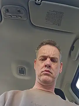 Hectorthyssen1 online show from April 2026 02:56:01 PM