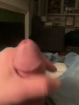 Snapshot of willcumforu chatting on February 2025 04:24:02 AM willcumforu online show from February 2025 04:24:02 AM