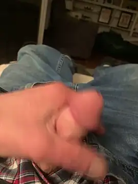 Snapshot of willcumforu chatting on February 2025 04:53:01 AM willcumforu online show from February 2025 04:53:01 AM