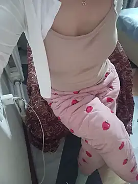 LINin-175 online show from February 2025 11:15:01 AM