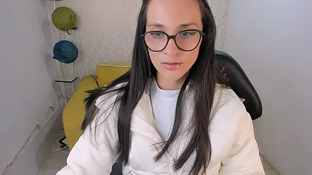 mariaan m  online show from December 2024 10:16:02 PM