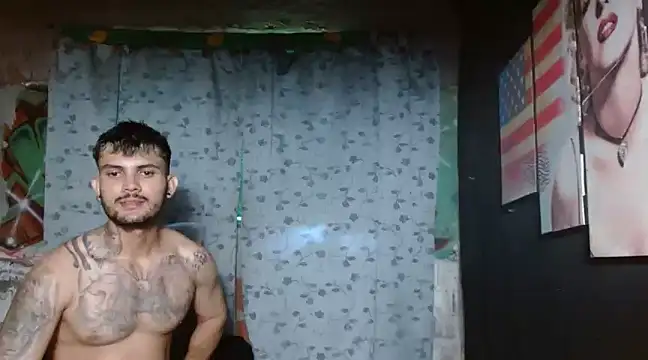 Snapshot of carlos_boosx chatting on December 2024 02:46:02 PM carlos boosx online show from December 2024 02:46:02 PM