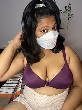 Snapshot of Riyaki-sama chatting on September 2025 10:54:02 PM Riyaki-sama online show from September 2025 10:54:02 PM