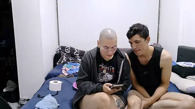 Snapshot of luxandracon23 chatting on November 2025 12:52:02 AM luxandracon23 online show from November 2025 12:52:02 AM