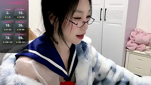 MMiao-66u online show from February 2025 03:52:01 PM