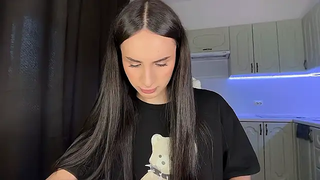 Kim Oberlin  online show from March 2026 10:53:03 AM