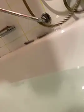 Snapshot of Gilgamesch1704 chatting on February 2025 04:44:01 PM Gilgamesch1704 online show from February 2025 04:44:01 PM