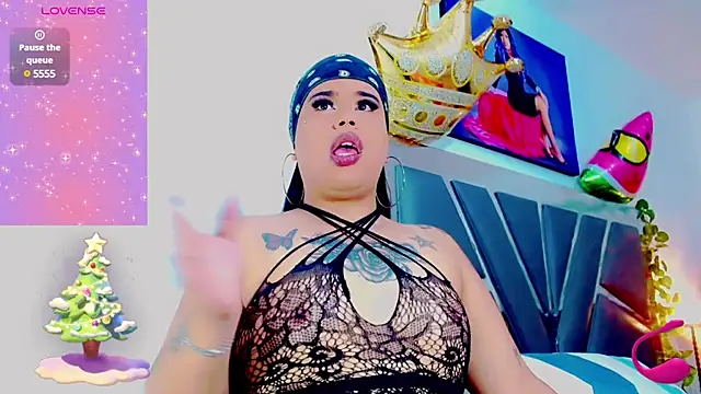 Snapshot of nauthyvalentina chatting on December 2024 04:30:01 PM nauthyvalentina online show from December 2024 04:30:01 PM