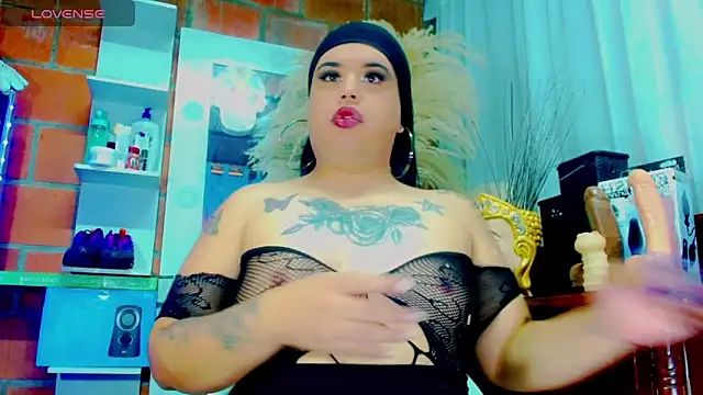 Snapshot of nauthyvalentina chatting on February 2026 04:58:02 PM nauthyvalentina online show from February 2026 04:58:02 PM