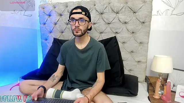 jakemagnus online show from January 2025 11:59:02 AM